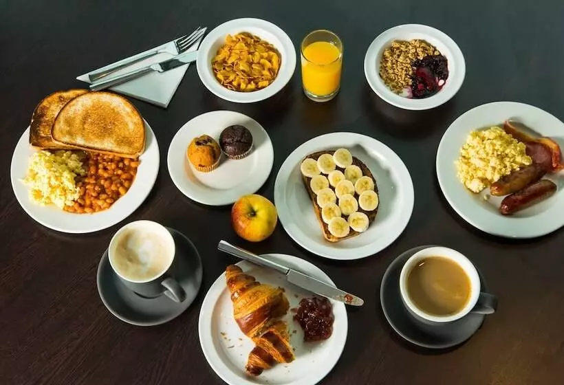 Fotos del hotel Holiday Inn Express Edinburgh City West, An Ihg:  2