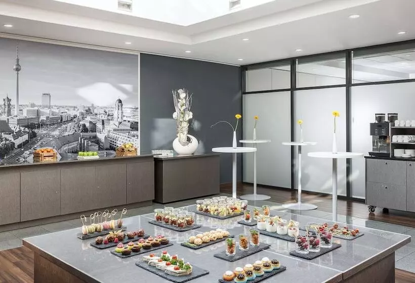 Fotos del hotel Nh Berlin Alexanderplatz:  77