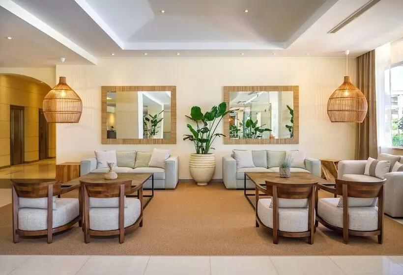 Fotos del hotel Portobay Falesia:  2