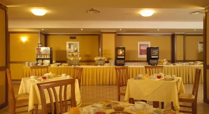 Fotos del hotel The Brand:  24