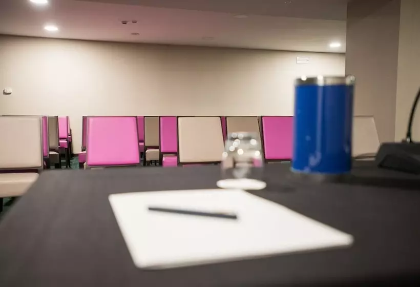 Fotos del hotel The Brand:  11