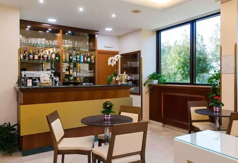 Fotos del hotel The Brand:  4