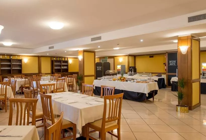 Fotos del hotel The Brand:  15