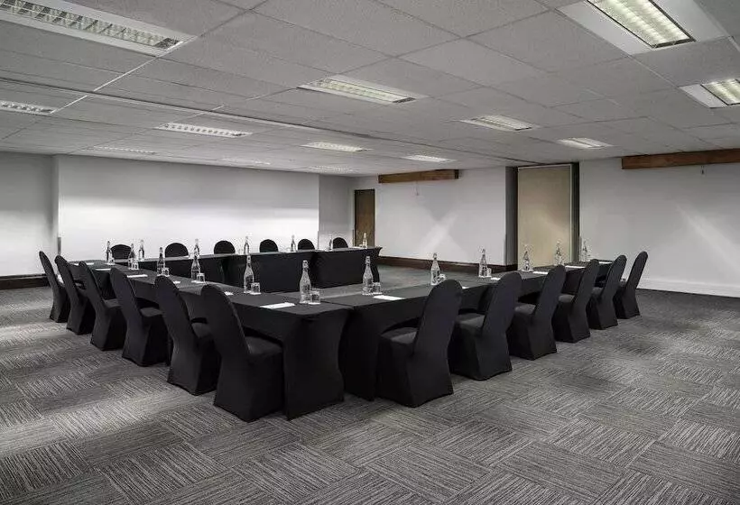 Fotos del hotel Protea Hotel By Marriott Johannesburg Wanderers:  7