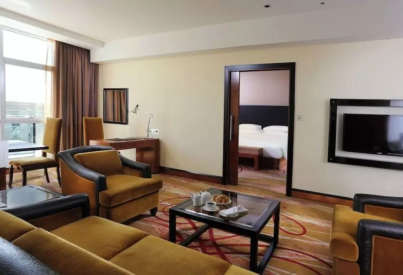 Fotos del hotel Millennium Airport Hotel Dubai:  84