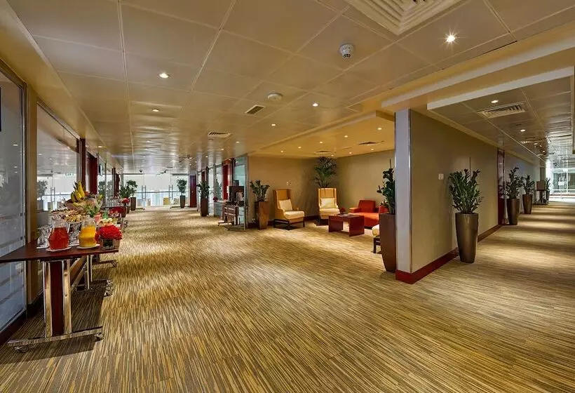 Fotos del hotel Millennium Airport Hotel Dubai:  4