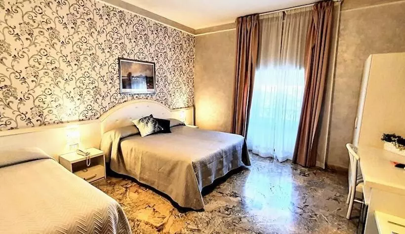 Fotos del hotel Orazia:  8