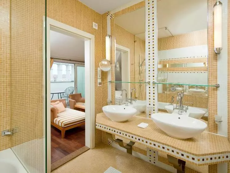 Fotos del hotel Mamaison  Riverside Prague:  6