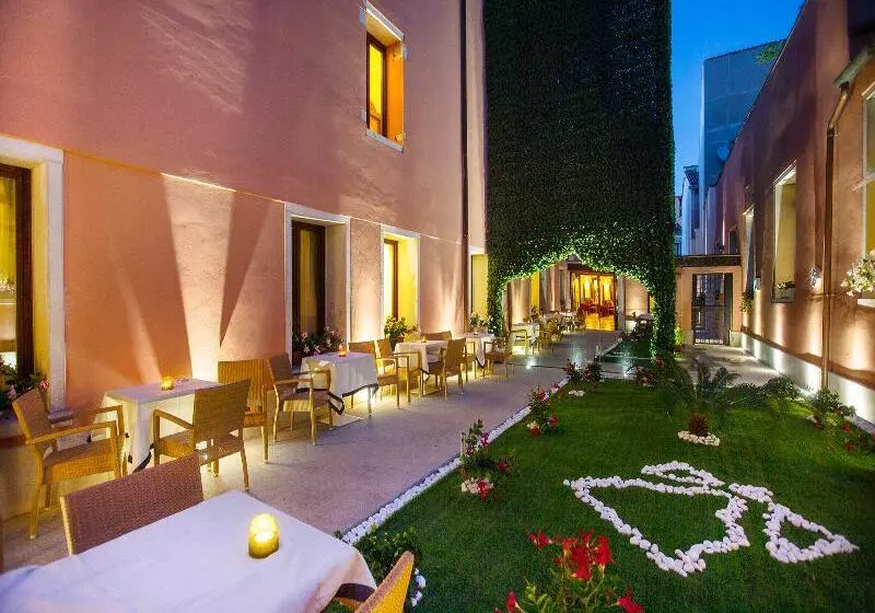 Fotos del hotel Ai Mori D'Oriente:  6