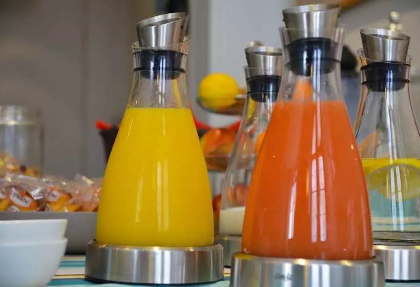 Fotos del hotel Hôtel La Maison Bord Eaux:  17