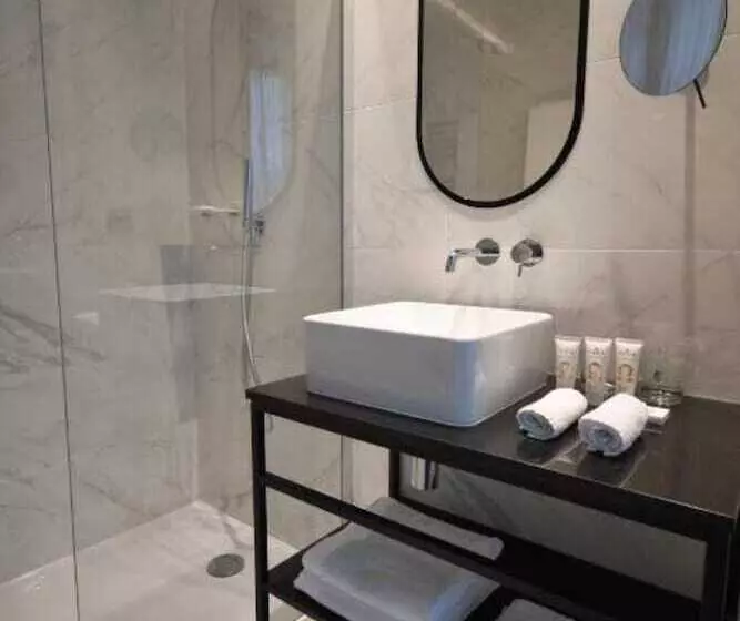 Fotos del hotel Hôtel La Maison Bord Eaux:  6