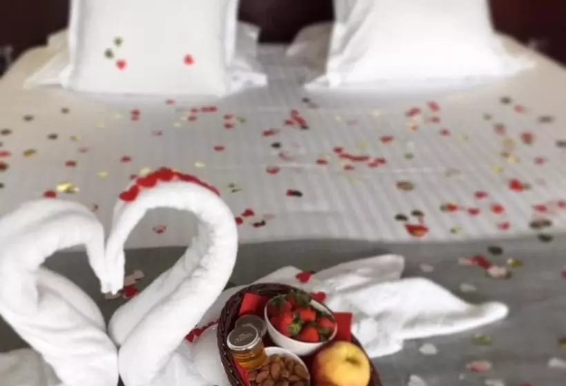 Fotos del hotel Hôtel La Maison Bord Eaux:  19