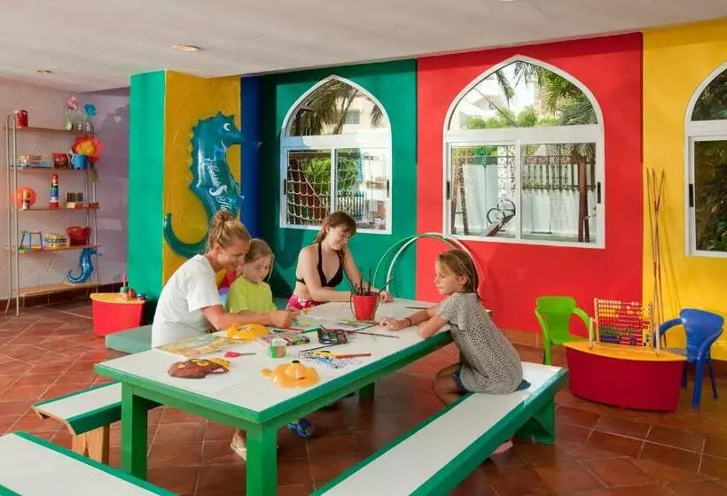 Fotos del hotel Seaside Sandy Beach:  36