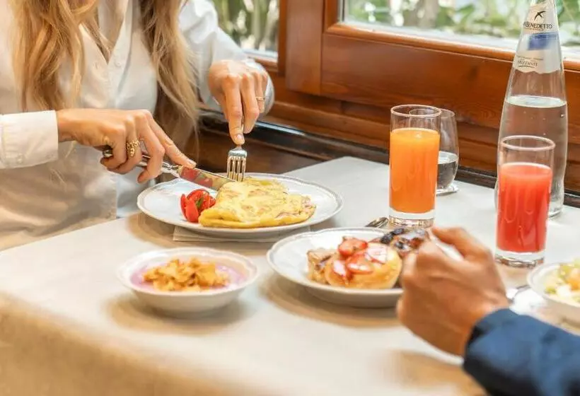 Fotos del hotel Adler Cavalieri:  8