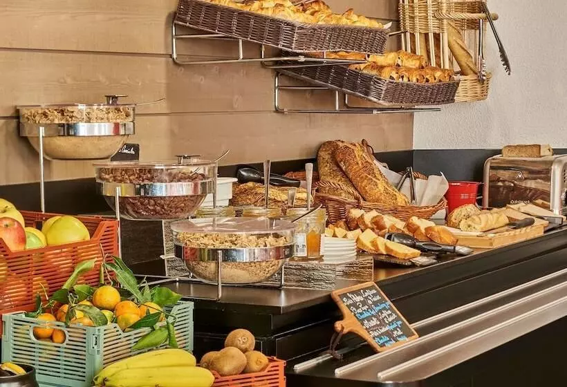 Fotos del hotel Campanile Lyon Centre  Berges Du Rhône:  13