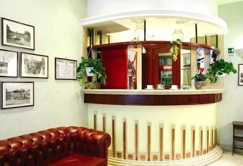 Fotos del hotel Dina:  3