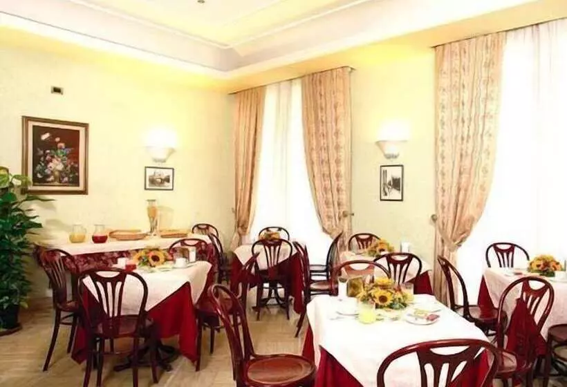 Fotos del hotel Dina:  4