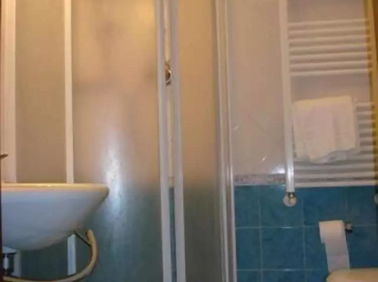 Fotos del hotel Dina:  19