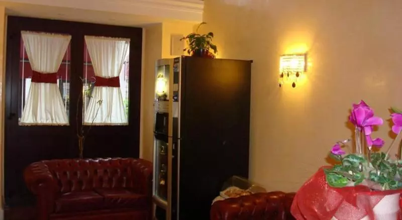 Fotos del hotel Dina:  2