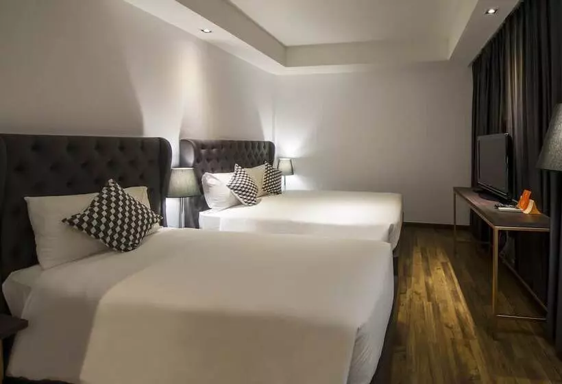 Fotos del hotel First House:  16