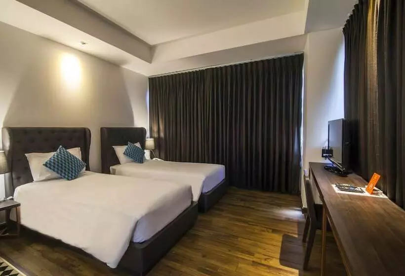 Fotos del hotel First House:  17