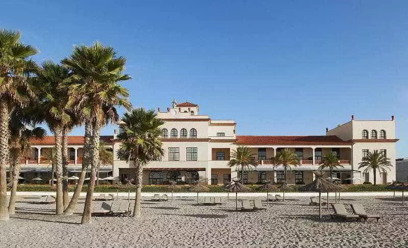 Fotos del hotel Le Meridien Ra Beach Hotel And Spa:  11