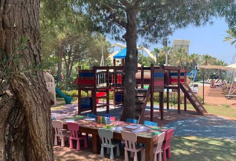 Fotos del hotel Pine Bay Holiday Resort:  16