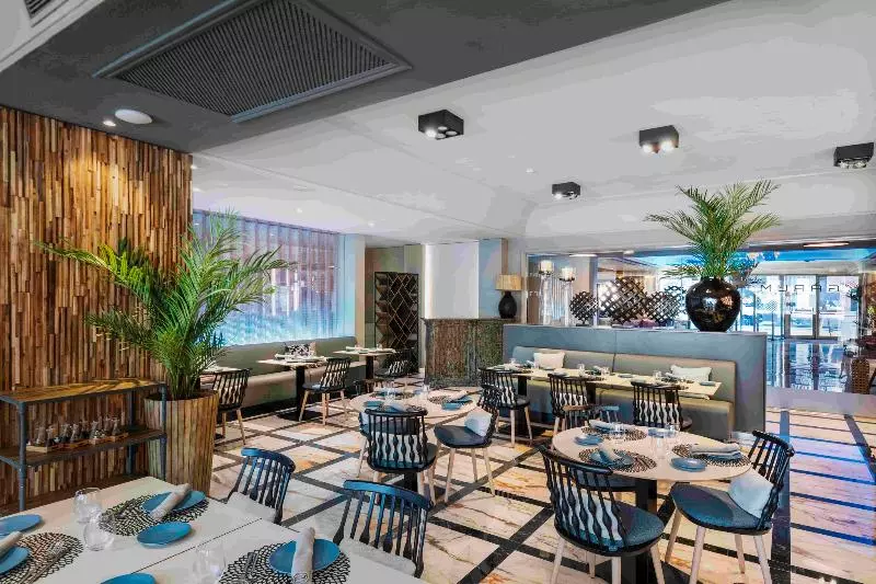 Fotos del hotel Sallés  Pere Iv:  17