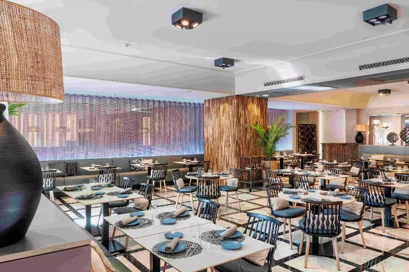 Fotos del hotel Sallés  Pere Iv:  16