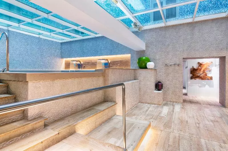 Fotos del hotel Sallés  Pere Iv:  4