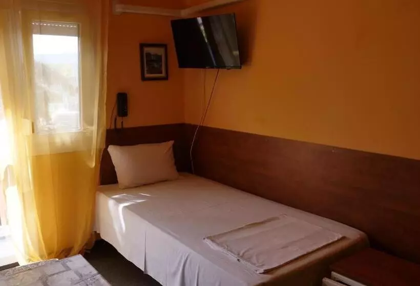 Fotos del hotel Attila:  2