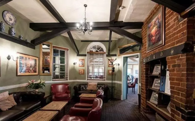 The Hare And Hounds  & The Barn