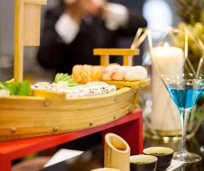 Fotos del hotel Holiday Inn Milan  Garibaldi Station:  2