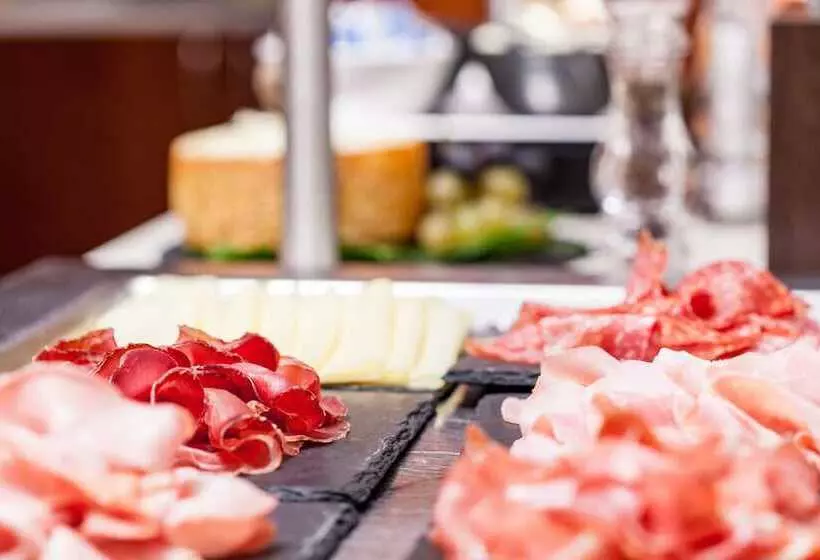 Fotos del hotel Holiday Inn Milan  Garibaldi Station:  14