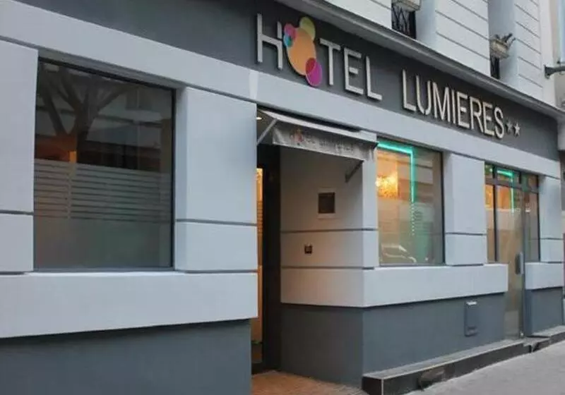 Hôtel Lumières Montmartre Paris