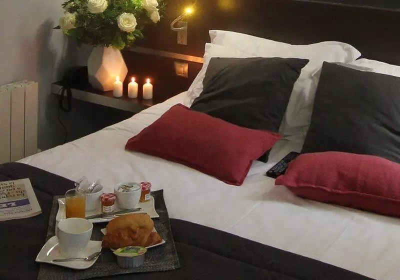 Fotos del hotel Hôtel Lumières Montmartre Paris:  13