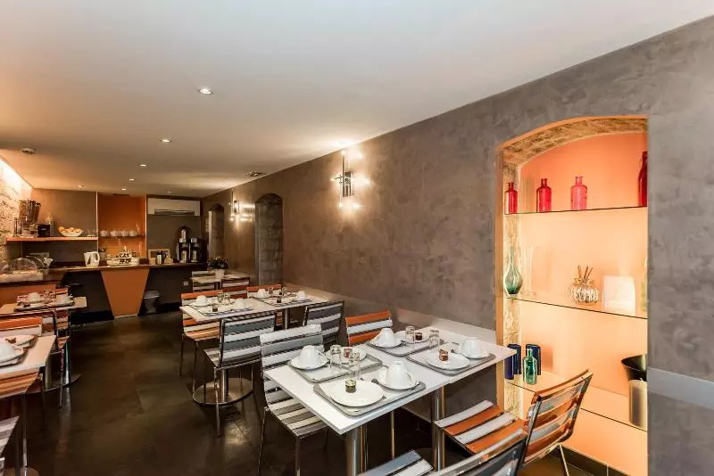 Fotos del hotel Hôtel Lumières Montmartre Paris:  4