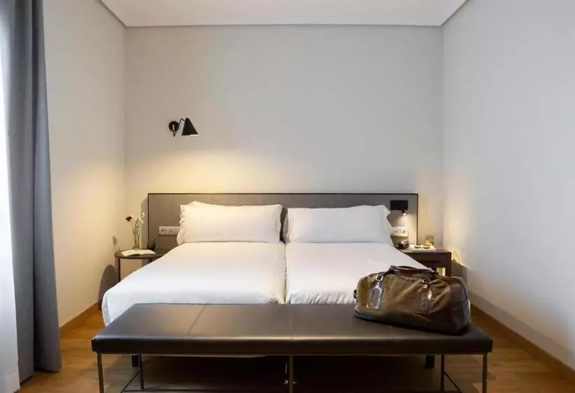 Fotos del hotel Petit Palace Triball:  6