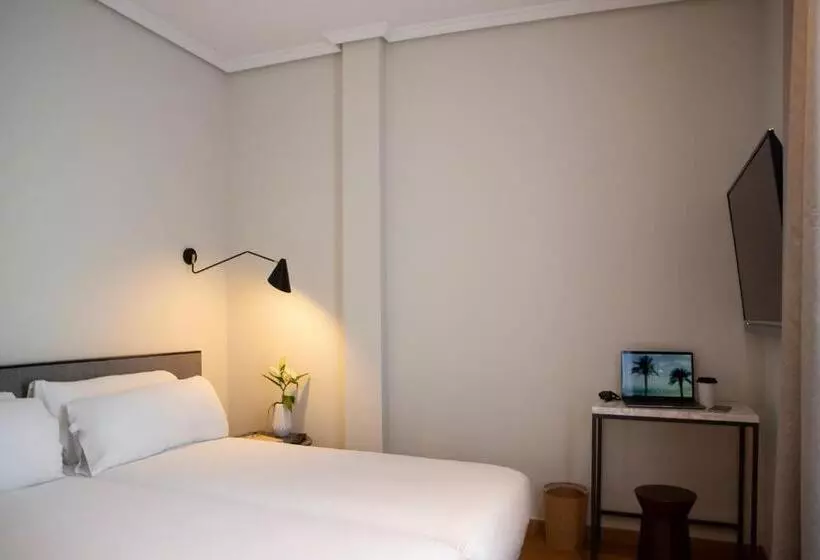 Fotos del hotel Petit Palace Triball:  14