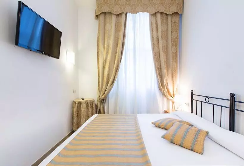 Fotos del hotel Agli Artisti:  21