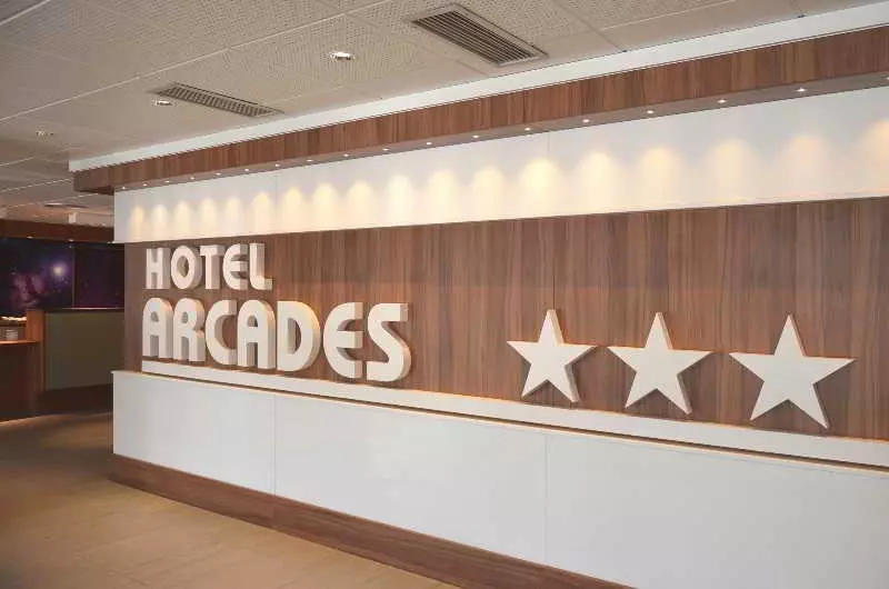 Fotos del hotel Arcades:  11