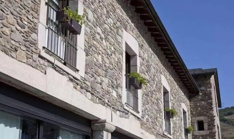 Fotos del hotel Bernat De So:  11