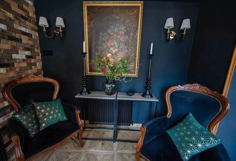Fotos del hotel Capital With Private Wellness:  1