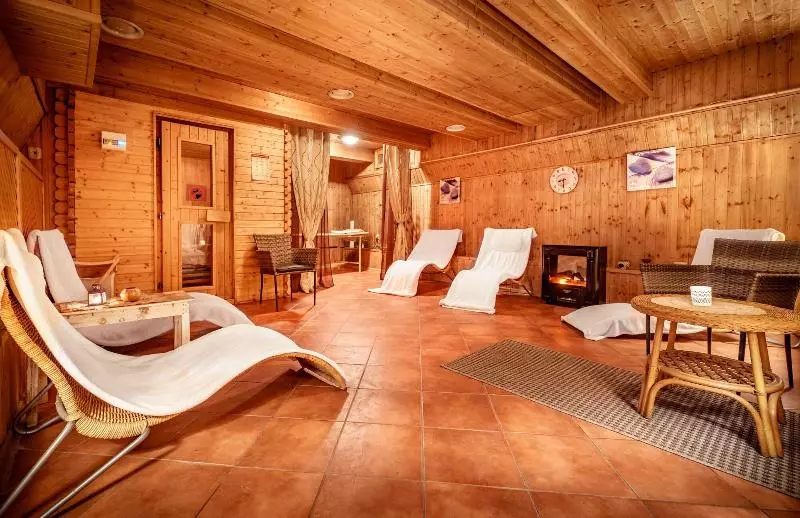 Fotos del hotel Capital With Private Wellness:  8