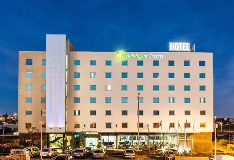 Holiday Inn Express Lisbonoeiras, An Ihg