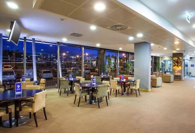 Fotos del hotel Holiday Inn Express Lisbonoeiras, An Ihg:  5