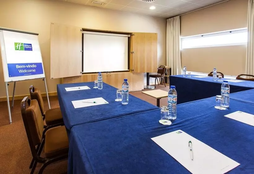 Fotos del hotel Holiday Inn Express Lisbonoeiras, An Ihg:  20