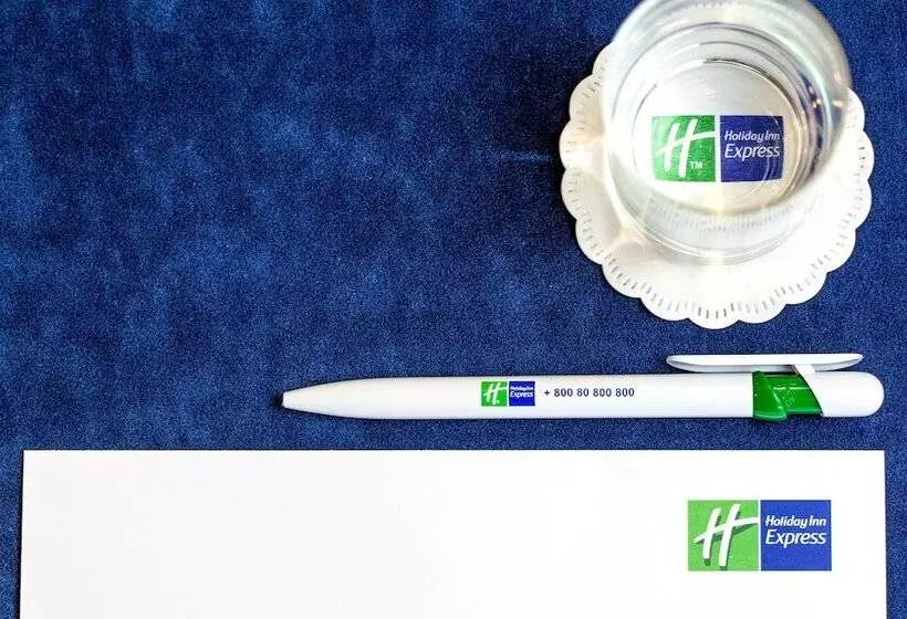 Fotos del hotel Holiday Inn Express Lisbonoeiras, An Ihg:  17