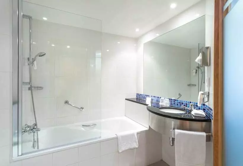 Fotos del hotel Holiday Inn Express Lisbonoeiras, An Ihg:  8