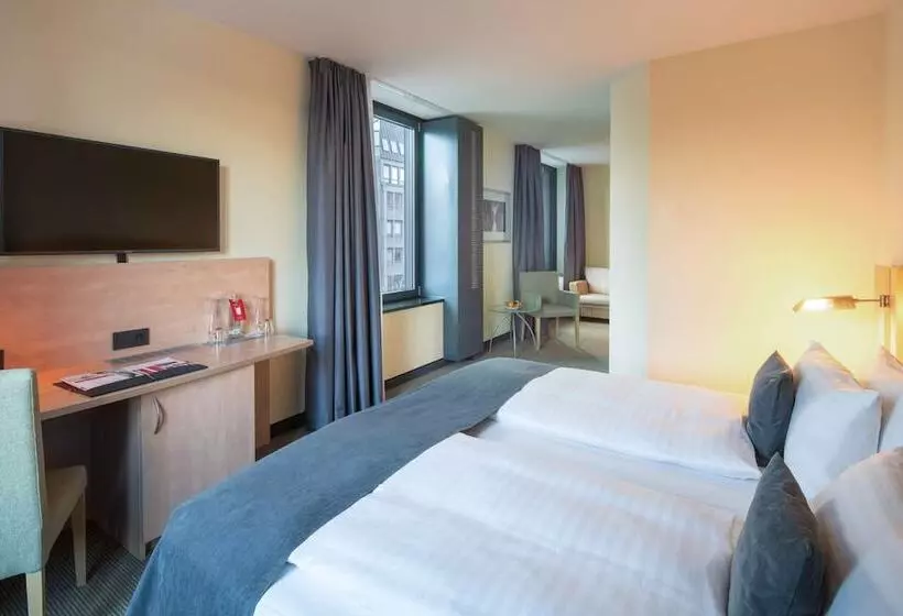 Fotos del hotel Intercity Hamburg Hauptbahnhof:  9